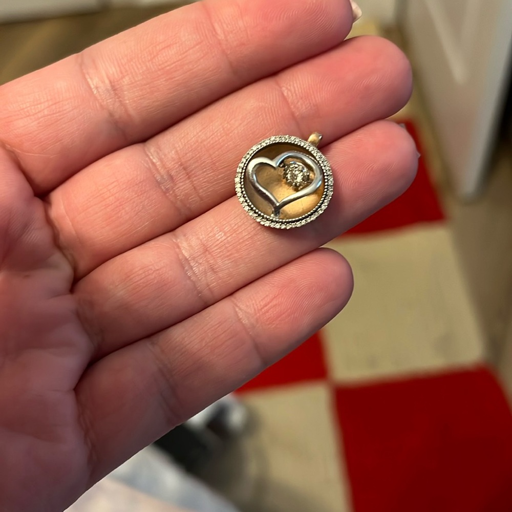 Rose gold genuine floating diamond heart pendant